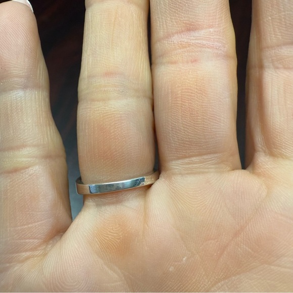 Avon Sterling Silver Diamond accent Ring with genuine stones size 6 NIB vintage - Picture 3 of 7